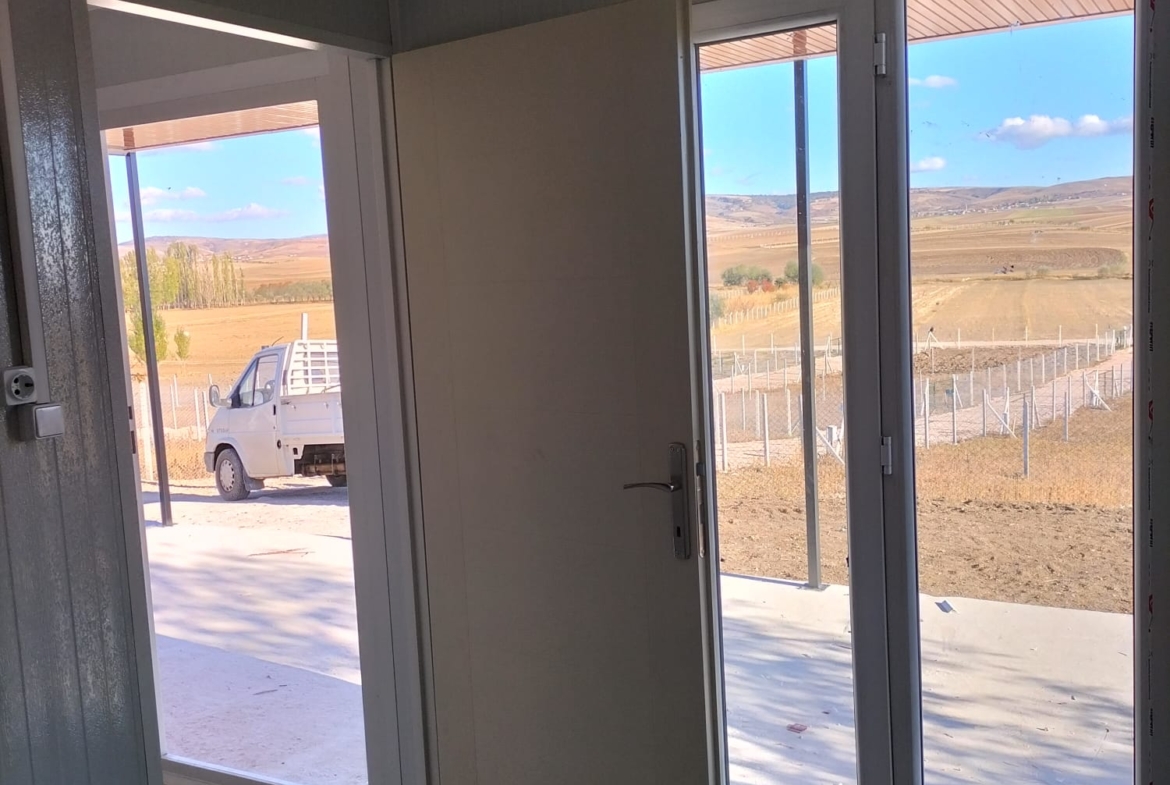 3X7 Çatılı Konteyner